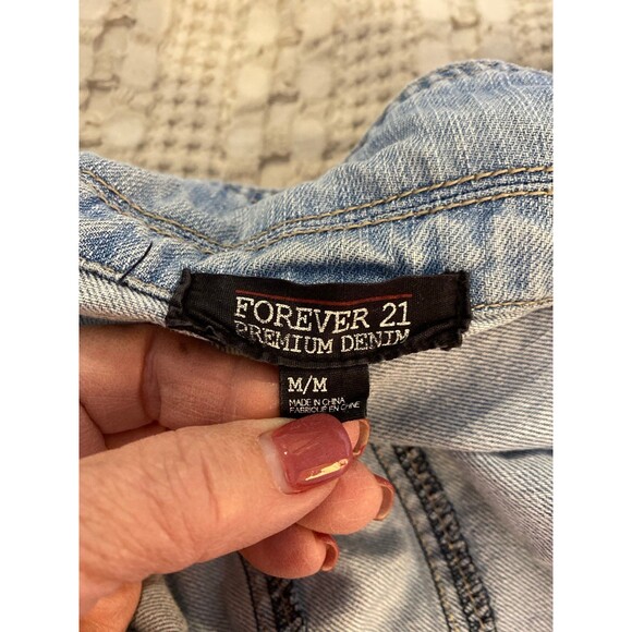 Forever 21 Womens Denim Jacket Cropped Size Medium (measures Small) Faded Look - Picture 7 of 10